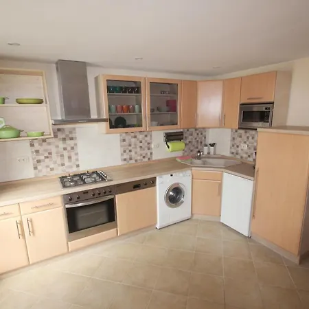 Rustica With 2 Bedrooms * Ljubač